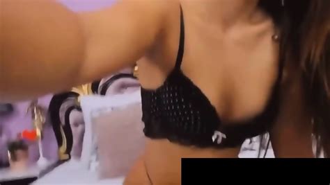 Brunette Babe Loves To Play Her Dildo