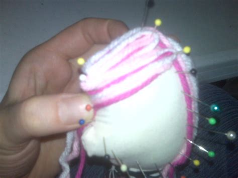 Slee Fenton: Tutorial Tuesday: Rag Doll Hair made of Yarn