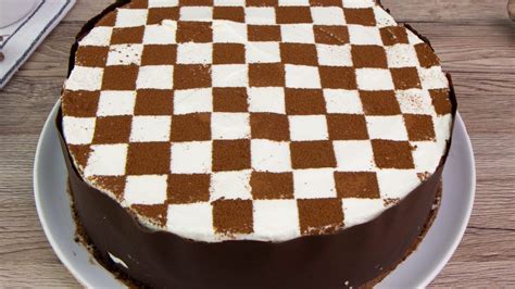 Torta A Scacchi La Ricetta Del Dolce Scenografico Da Occasione