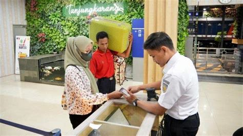 PT KAI Divre IV Tanjungkarang Angkut 13 7 Juta Ton Barang Hingga Juni