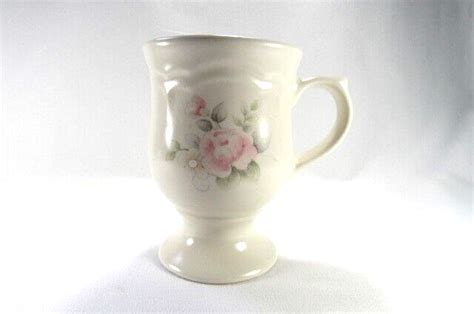 Pfaltzgraff Tea Rose Pedestal Mugs Cups Set Of 4 Pre Owned