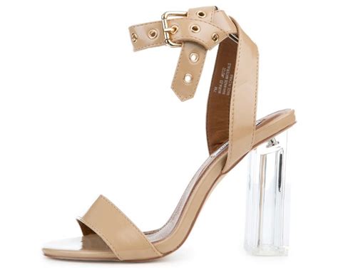 CAPE ROBBIN Maria High Heel In MARIA NUDE Shiekh