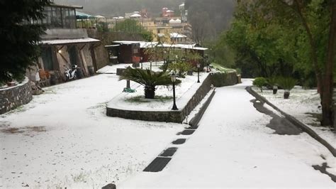 Liguria Grandinate Nel Ponente E A Genova Precipitazioni Intense A