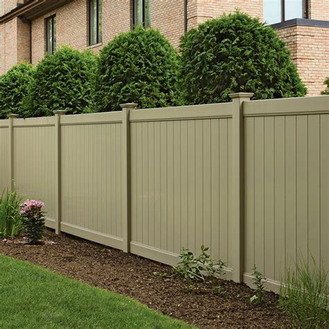 Privacy Fences | Peerless Fence