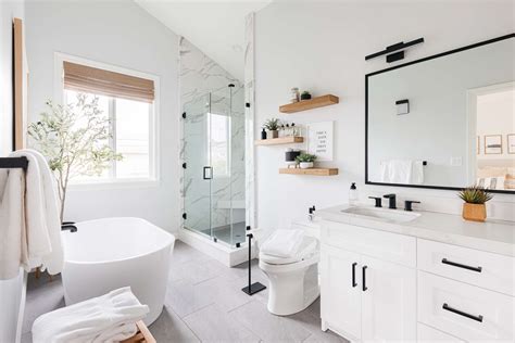 49 Primary Bathroom Ideas To Covet Right Now