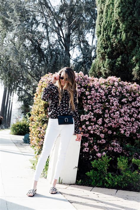 3 Ways To Wear White Jeans This Season Fiftytwothursdays