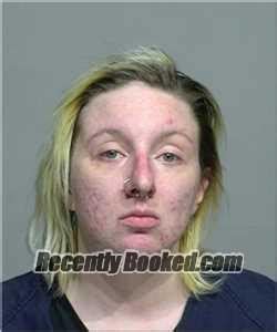 Recent Booking Mugshot For Amanda Barnes In Milwaukee County Wisconsin