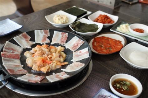 광안리 맛집 부산 별미 삼겹살과 갈미조개