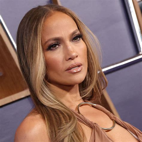 Beyonc Has Signed Off This Juicy Nude Lip Combo For Her Cowboy Carter Era Glamour Uk