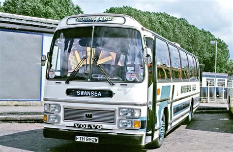 Morris Bros Swansea FTH992W On Hampton Court Station Fo Flickr