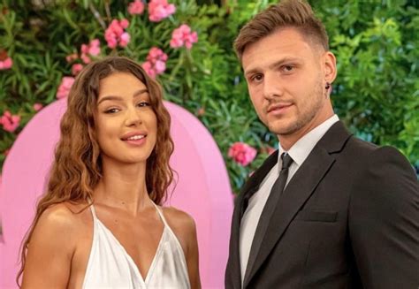 Love Island Laura zaskoczyła zdjęciem z noworodkiem Przekazała