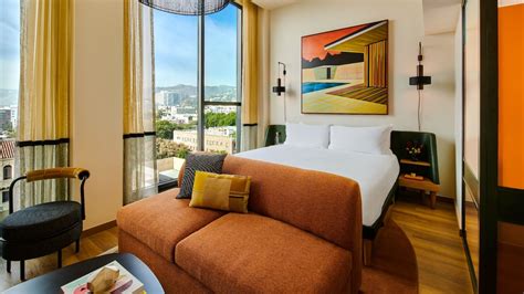 Hollywood Hotel Rooms with Balconies | tommie Hollywood