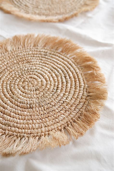 Natural Raffia Placemat Raffia Fringe Placemat Round Fringe Etsy