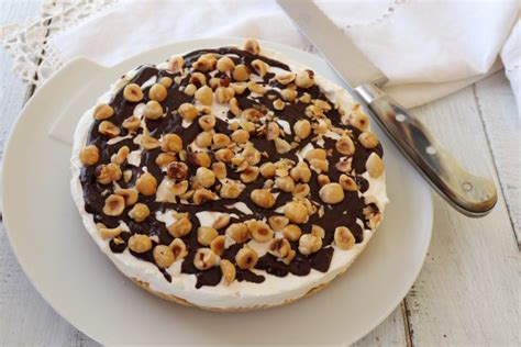 Torta Semifreddo Panna E Nocciole Ricetta Senza Cottura