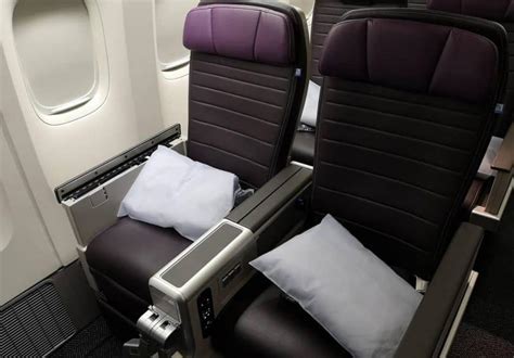 United Airlines Premium Economy Review