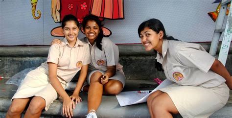 Sri Lankan School Girls 3 Sri Lankan And Desi Indian Girls