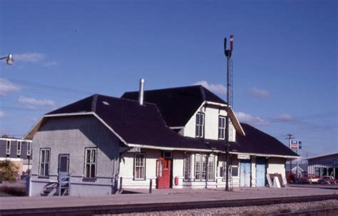 Railway stations in Grandview Manitoba