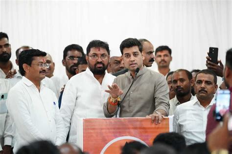 Maharashtra Shiv Sena Mp Dr Shrikant Shinde Criticises Congress