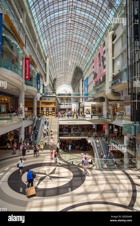 Centro Comercial Toronto Eaton Center Fotografías E Imágenes De Alta