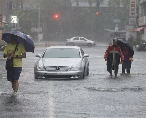 高雄茂林半日累積雨量近千毫米 前百名都破400 生活 中央社 Cna