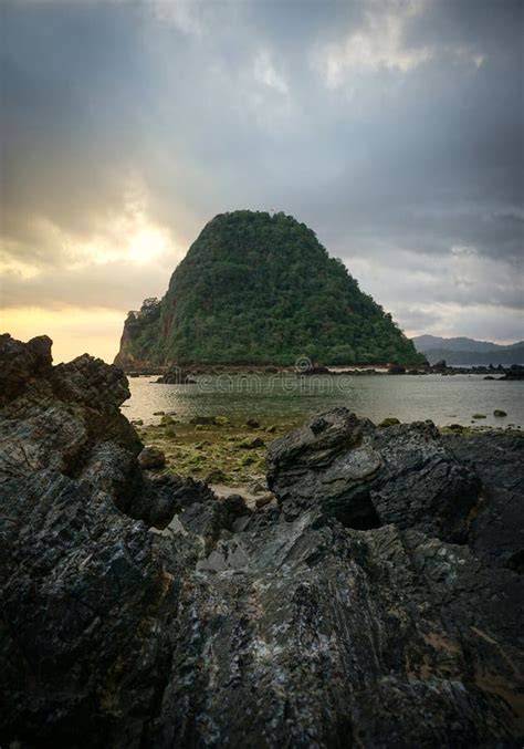 Dramatic Sunset at Pulau Merah Beach in Banyuwangi, East Java ...