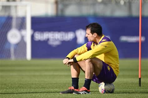 Crisi Fiorentina Faccia A Faccia Tra Bonaventura E Italiano