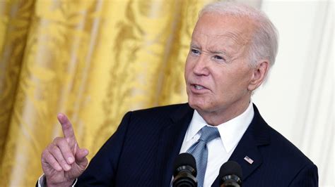 Biden Promete Seguir Hasta El Final Mientras Cae Su Apoyo