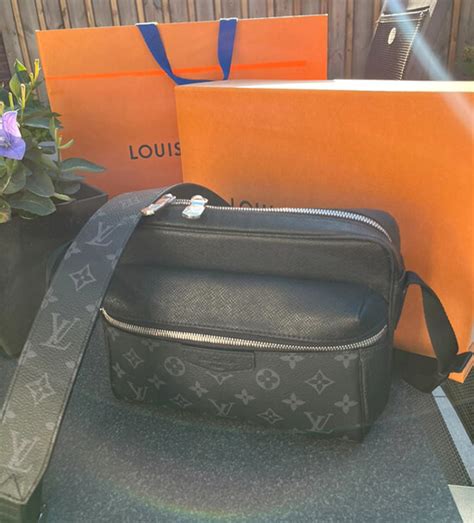 Best 10 Louis Vuitton Dupe Bags For Men On DHgate