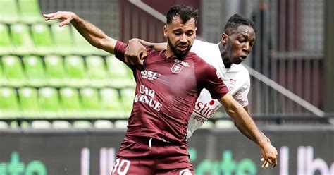 Leeds Open Talks To Sign Ligue 1 Playmaker Also Wanted In Spain Italy