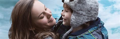 Room (2015) Movie Review - From The Balcony