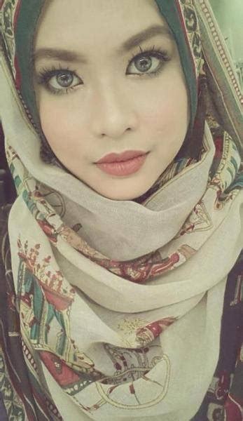 18 Cute Ways To Tie Hijab With Different Outfits