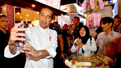 Presiden Joko Widodo Buka Jakarta Fair 2024 Portal Papua