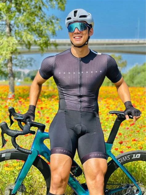 Pin By Philip Flanagan On Impressive Bulge Cycling Apparel Men