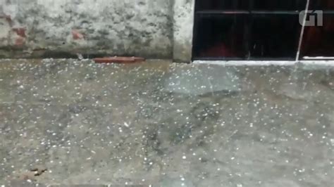 Moradores De Nova Igua U Rj Se Surpreendem Chuva De Granizo Rio