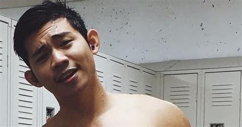 Kwentong Malibog Kwentong Kalibugan Best Pinoy Gay Sex Blog School Service Ni Kuya Reynan Part 1