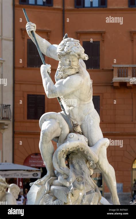 Neptune fountain Navona square Stock Photo - Alamy