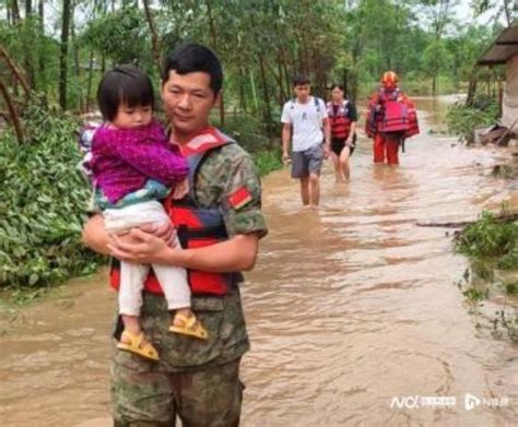 南方都市报：闻“汛”而动，广东多地退役军人奋战抗洪抢险救援一线 广东省退役军人事务厅