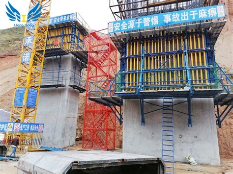 Lianggong Cantilever Climbing Steel Formwork For Dam Pier Anchor