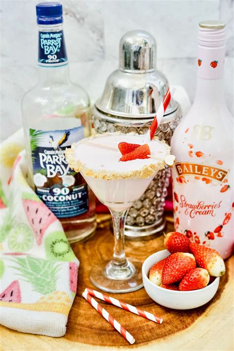 Strawberry Shortcake Martini