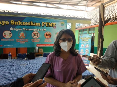 Antisipasi Klaster PTM Siswa Guru Di Bandung Mulai Swab PCR