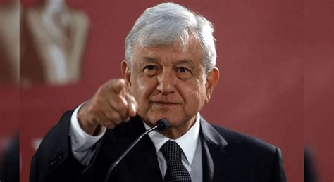 Vargas Llosa dice que López Obrador debió escribirse a sí mismo la