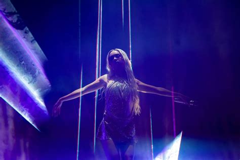 Bad Gyal Sirve Pussy En Val Ncia Valencia Plaza