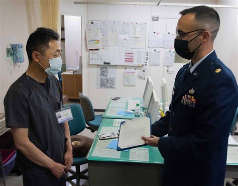 Misawa Air Base Thanks Hachinohe Hospital For Saving Airmans Life