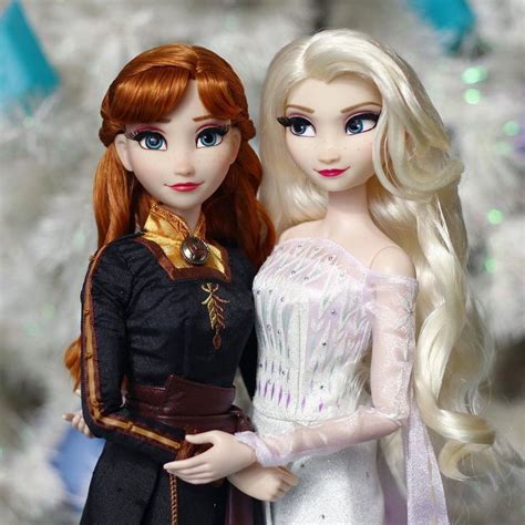 Memorabilia On Instagram Frozen2 Frozen Frozen2Dolls Elsa Anna