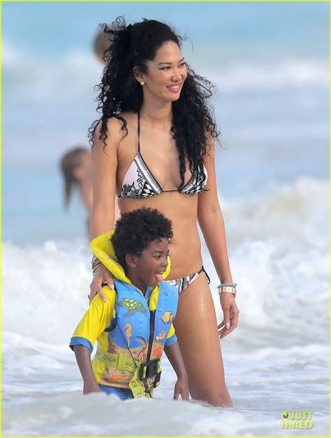 Kimora Lee Simmons Sexy Bikini Mama In St Barts Photo 3017745