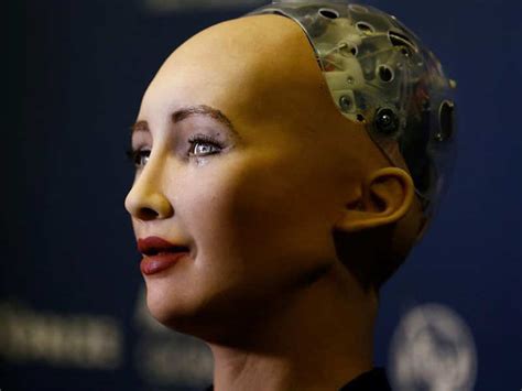 Robot Granted Citizenship In Saudi Arabia Has More Rights Than Saudi Woman