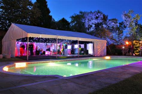 Festa Na Piscina A Noite - Festa na Piscina / Pool Party: Dicas para fazer e arrasar!
