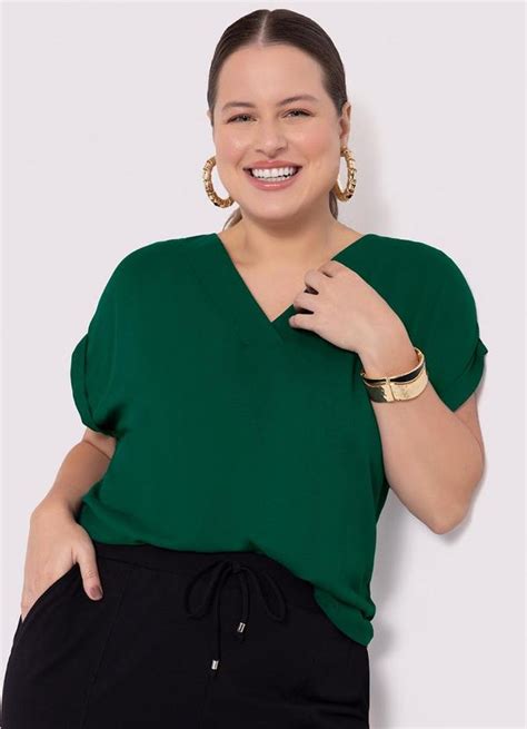 Blusa Plus Size Em Viscose E Malha Com Decote V Verde Lunender Mais Mulher