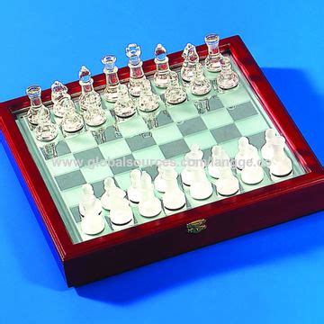 China LANGGE 14'' Glass chess game set with wooden box on Global Sources,chess set,glass chess ...