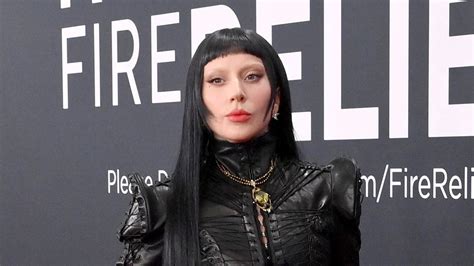 Lady Gaga premieres new music video for 'Abracadabra'
